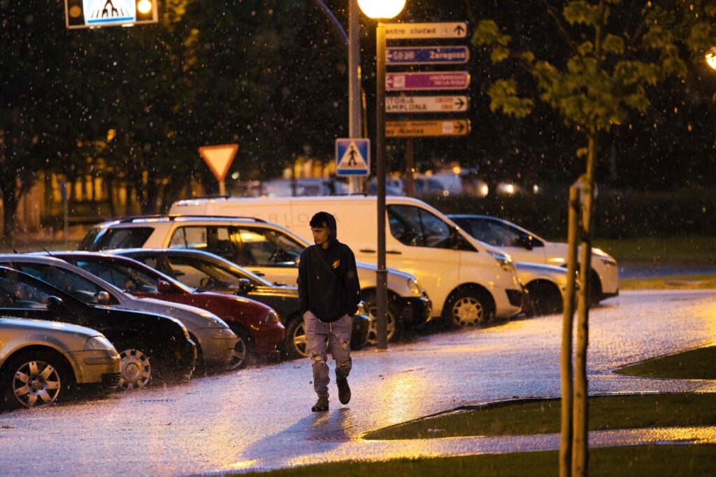 Foto de Logroño Bajo la   Lluvia: Capturas      Fotográficas   Recientes% en Noticias Locales %